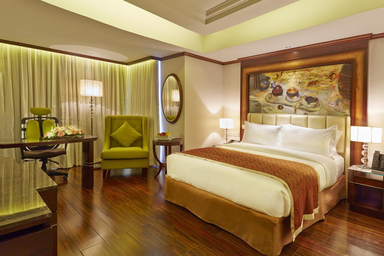 Six Seasons Hotel Dhaka Exterior foto